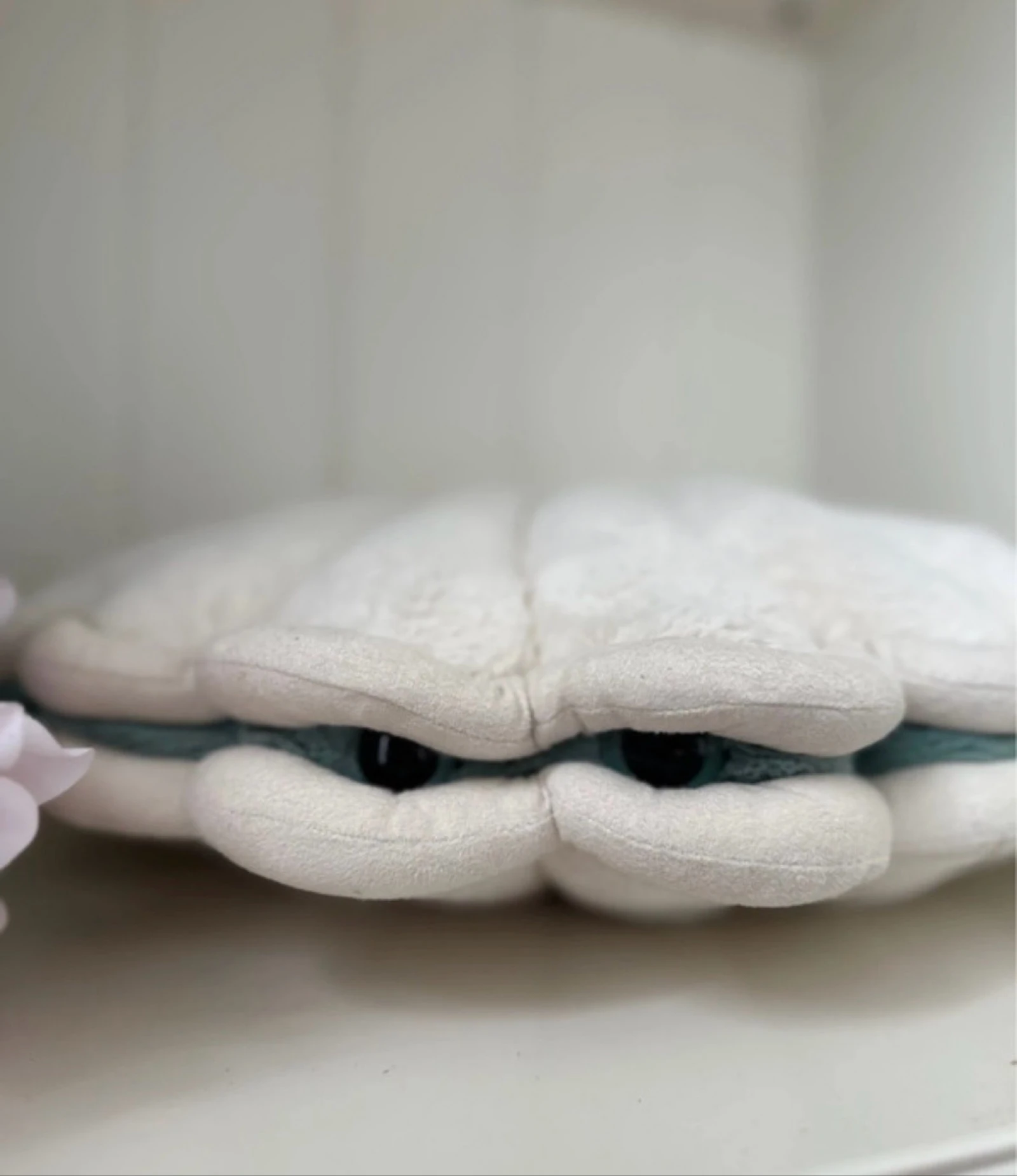 Chloe Clam knuffel van Jelly Cat